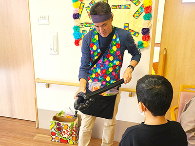 まさき秋まつりで披露されたバルーンアートの様子