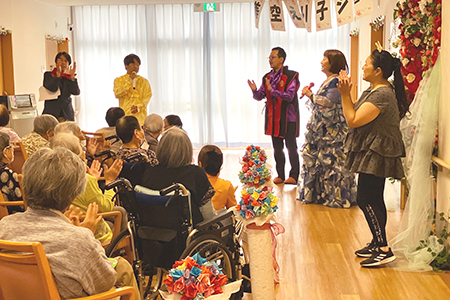 唱歌「われは海の子」をみんなで合唱